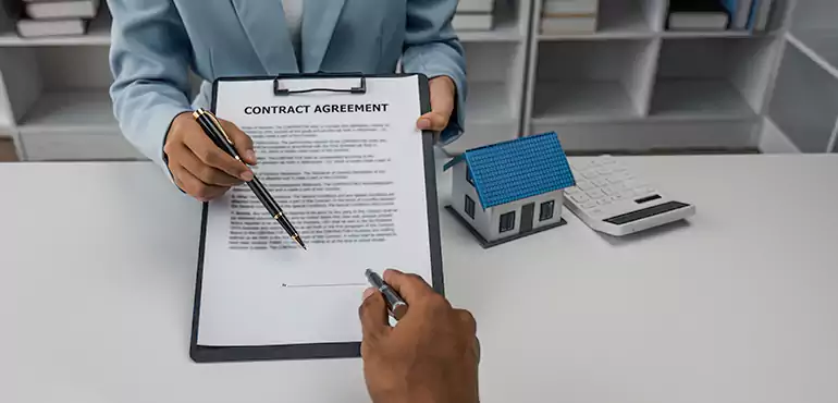 Why Sell Your Wholesale Assignment Contract to Us in New York, NY?